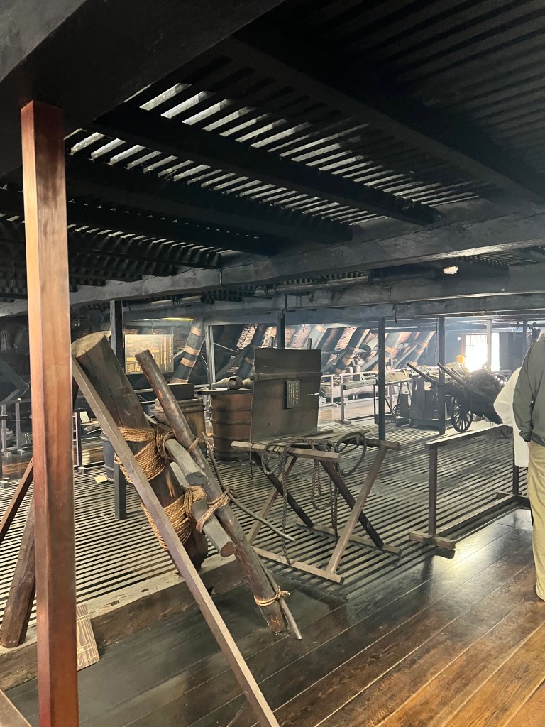 ห้องใต้หลังคา ใช้เก็บของต่างๆ, หมู่บ้านชิราคาวาโกะ
Attic, Shirakawago